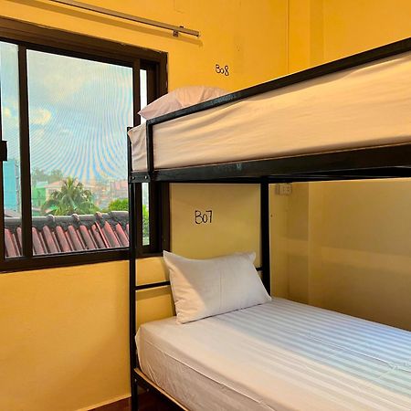 Easy Go Backpacker Hostel Vang Vieng Extérieur photo