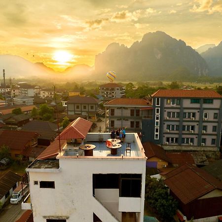 Easy Go Backpacker Hostel Vang Vieng Extérieur photo