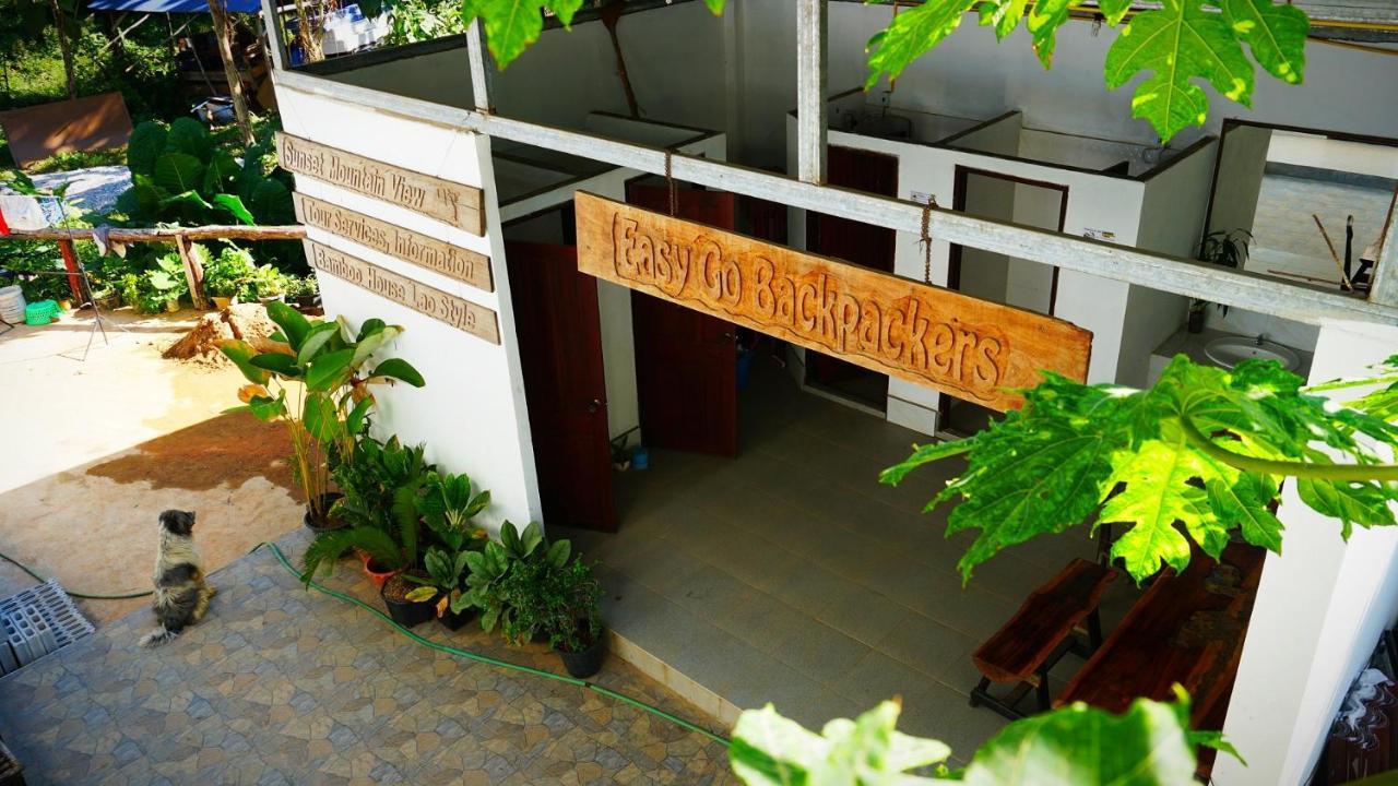 Easy Go Backpacker Hostel Vang Vieng Extérieur photo